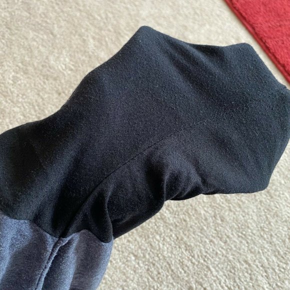 Guns N' Roses Juniors M Skull Graphic Raglan Tee - Picture 9 of 12